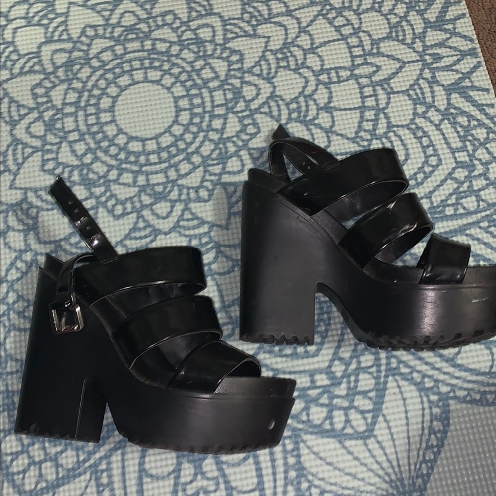 Forever 21 USED sandals